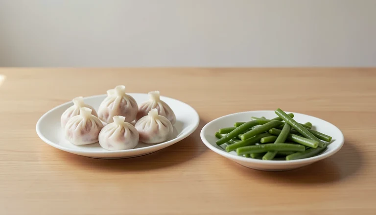 AI illustration of Generic illustration of cooked pork soup dumplings and green beans in two dishes.